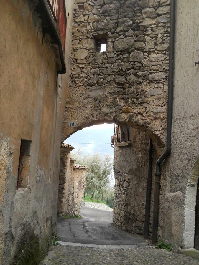 Appartamento Al Ponte Marone Buitenkant foto